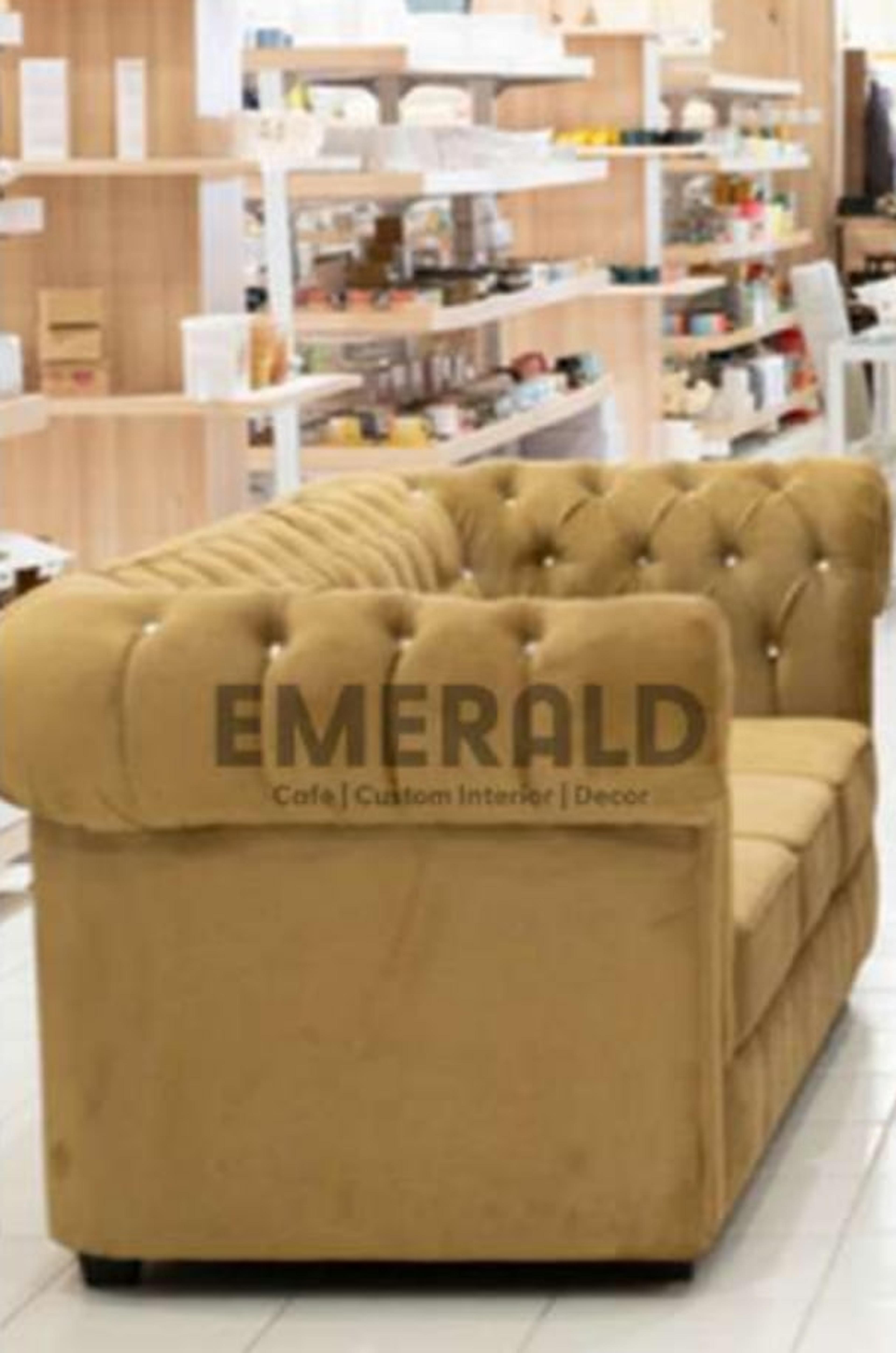 321 Pajero — Emerald Sofa