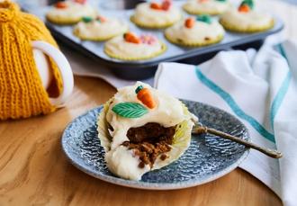 Easter Carrot Cake Cupcakes