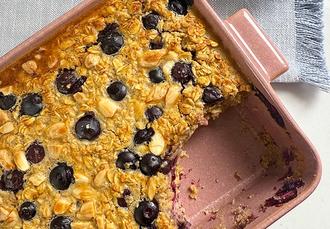Blueberry and Almond Butter Baked Oats by Jenna Hope