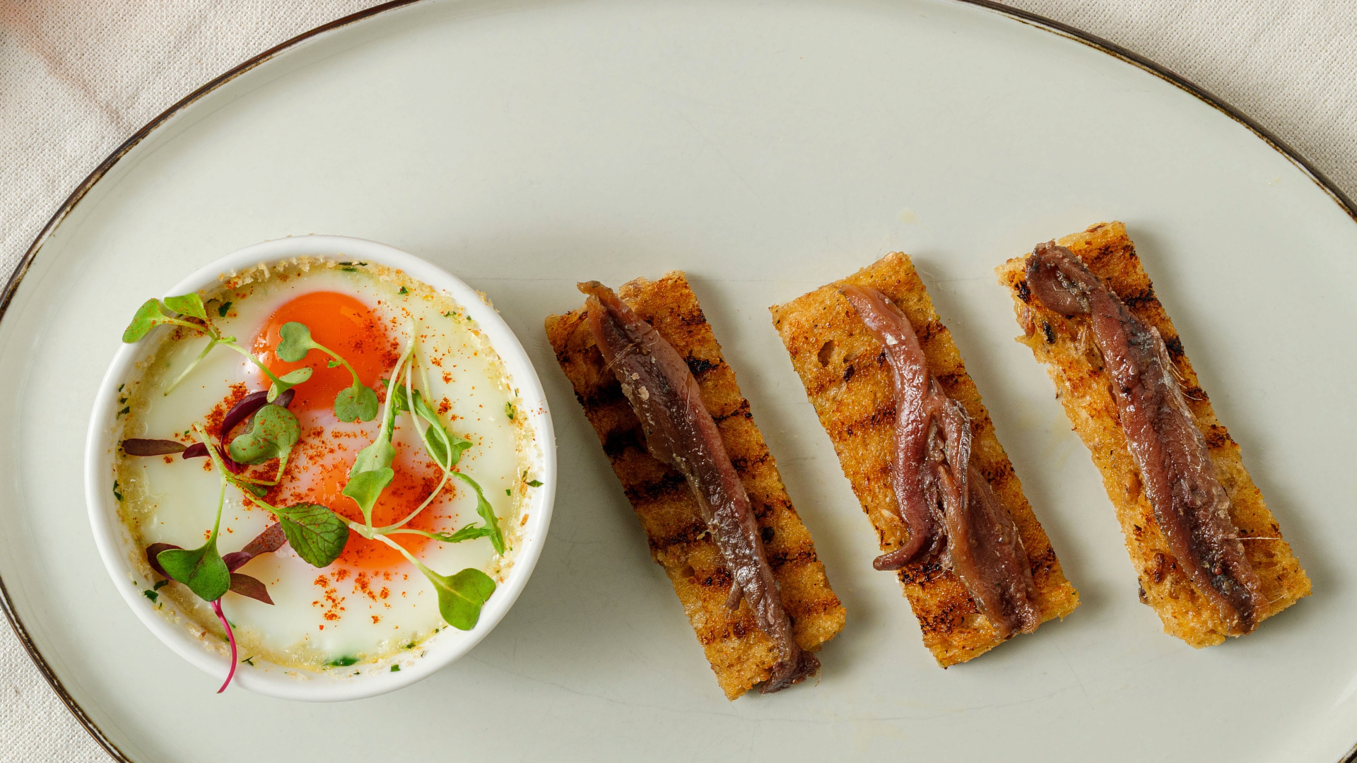Sunday Brunch: Baked Rich Yolk Eggs