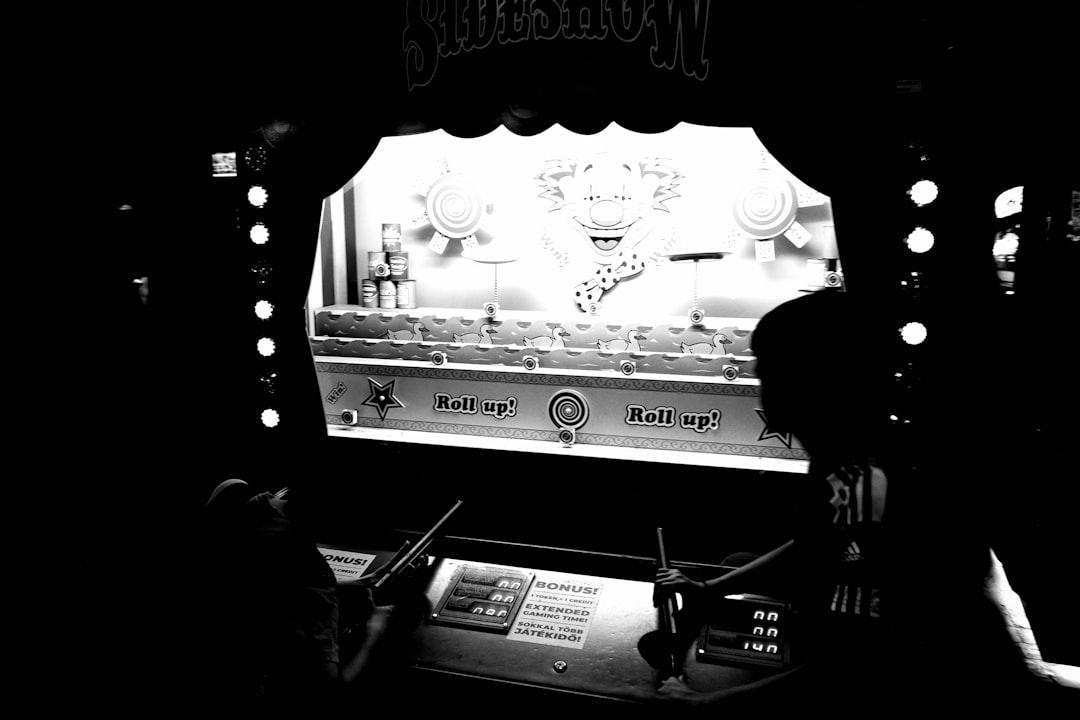 Pemain menganalisis pola volatilitas game demo Habanero