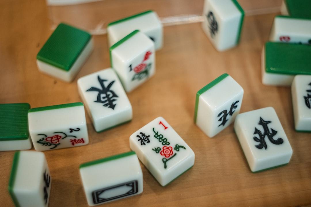 Ilustrasi tier volatilitas game slot mahjong