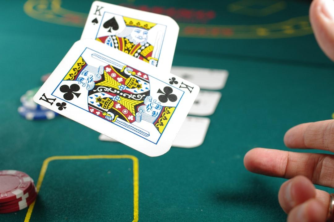 Grid game demo slot PG Soft dengan fitur cascade dan free spin