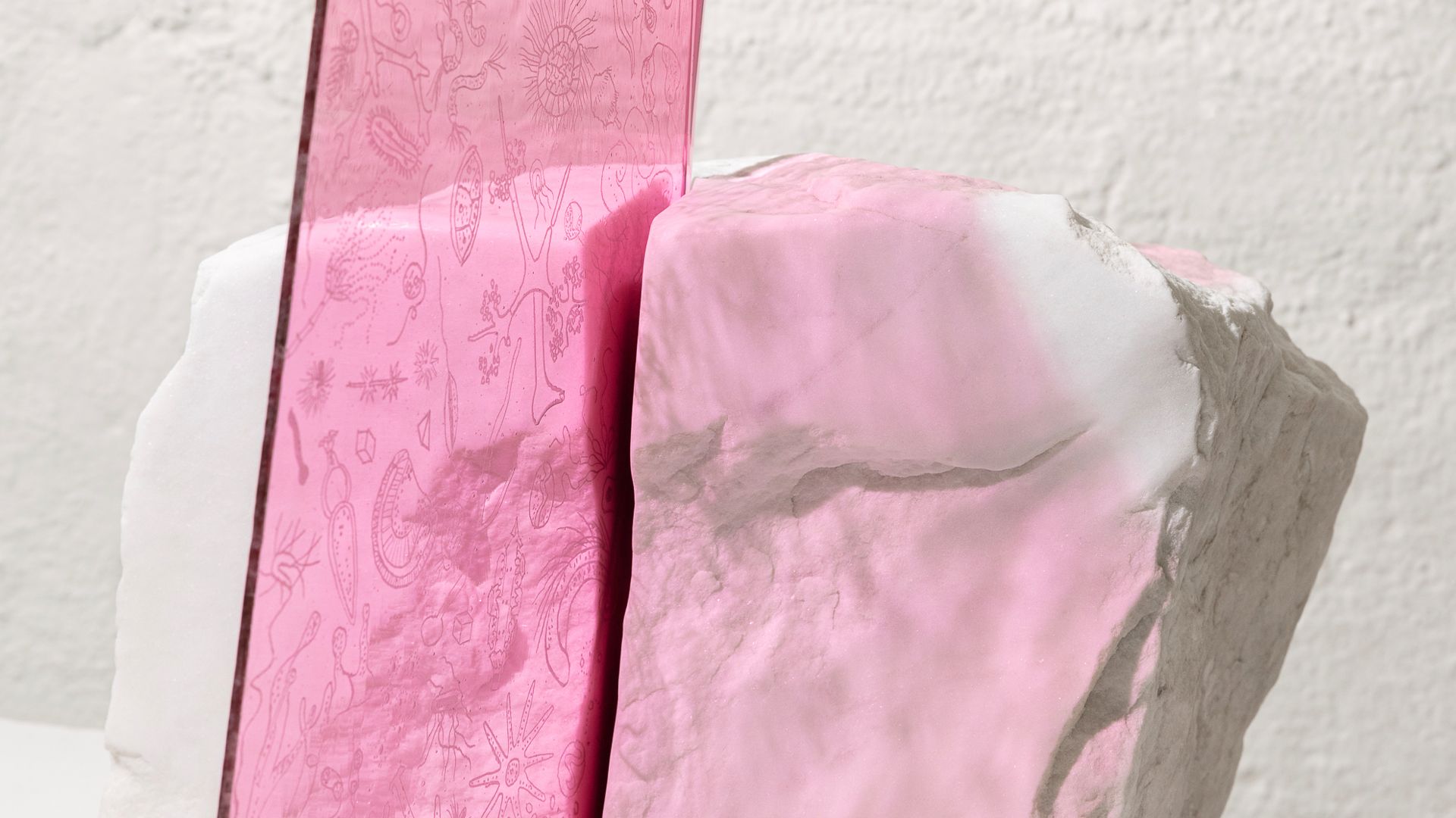 Kaja Dahl skaper unike objekt som krysser mellom håndverk og produktdesign