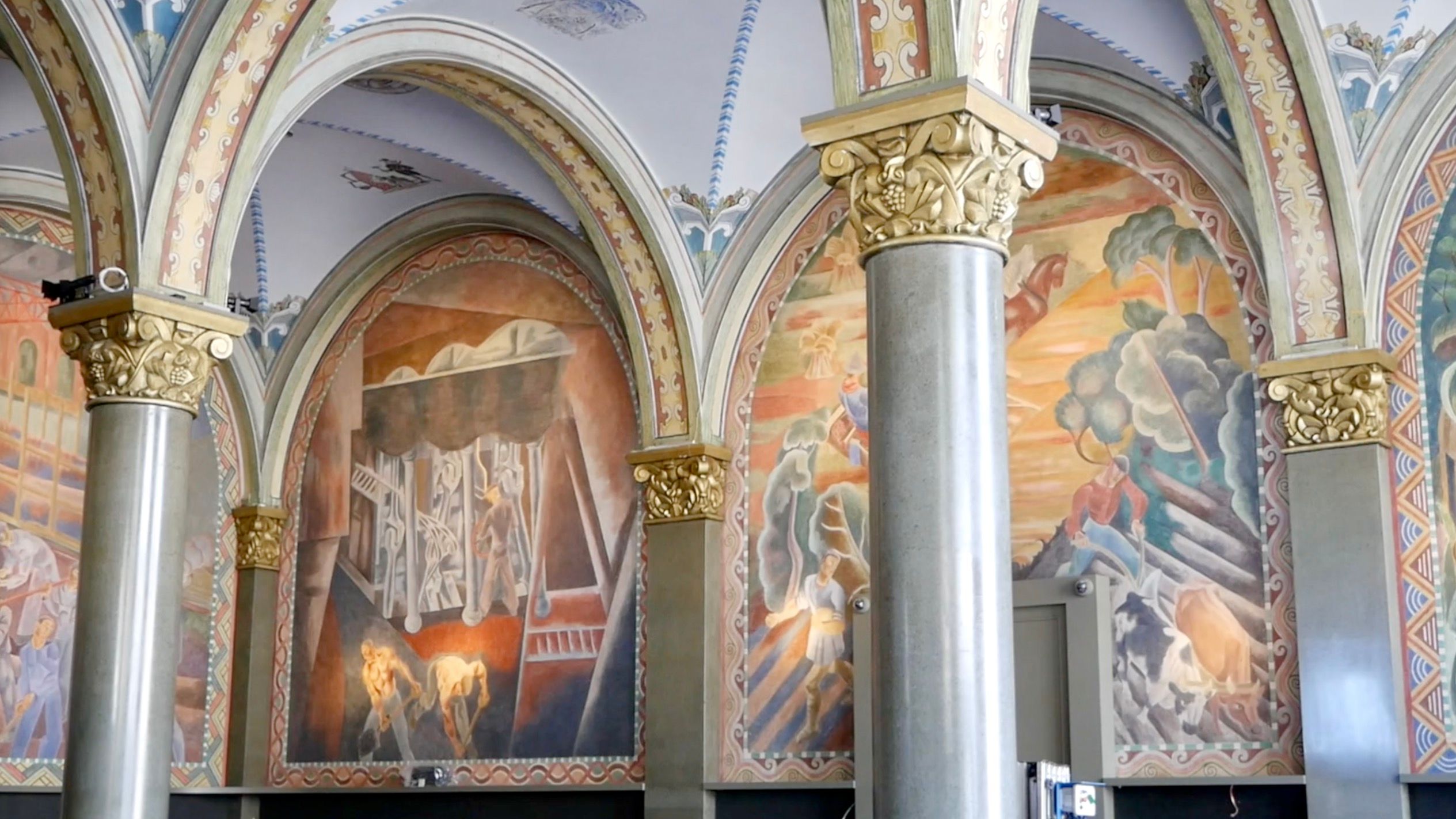 Freskohallen hos Bergen Børs Hotell huser et av hovedverkene i norsk freskomaleri