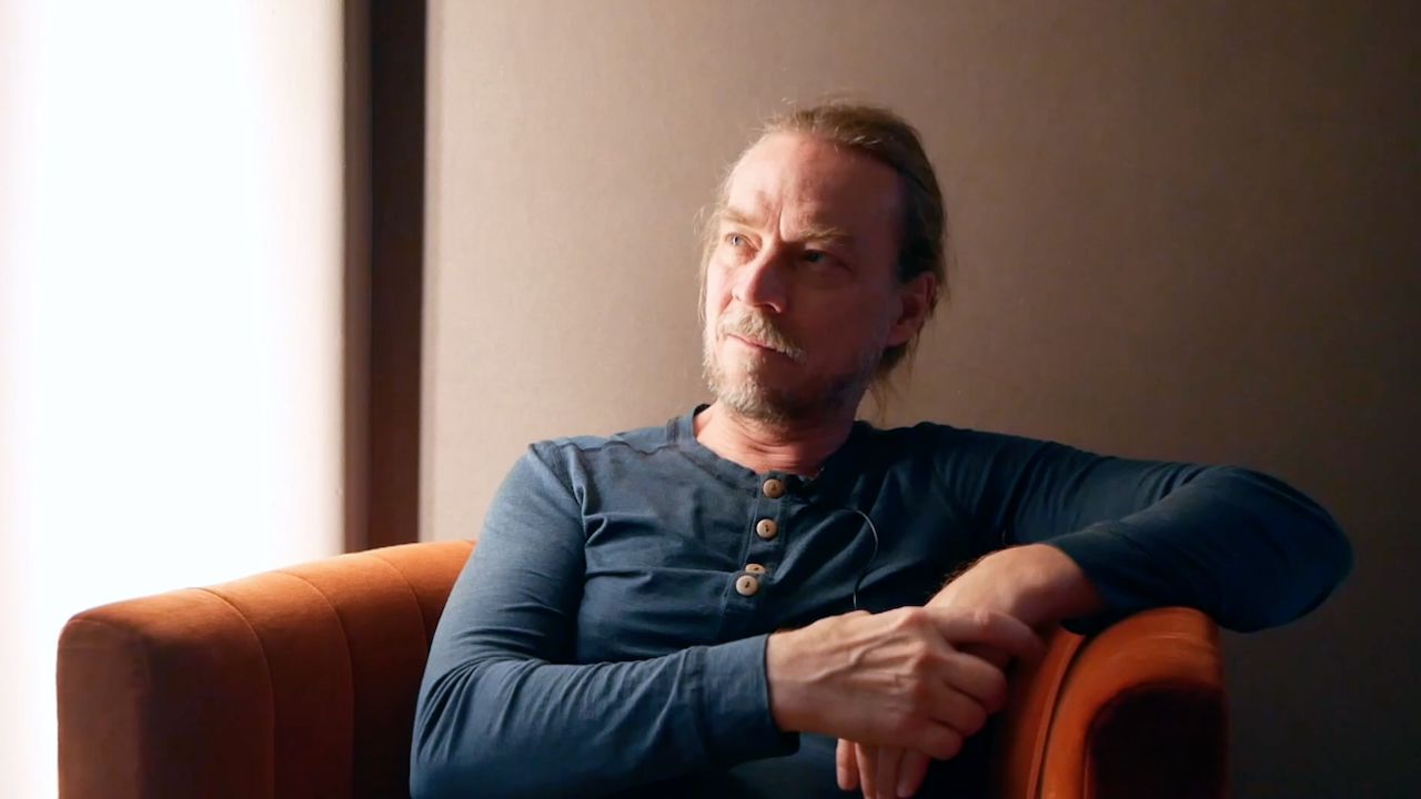 Psykolog Peder Kjøs om kunstterapi, skapertrang og tilgang på kultur