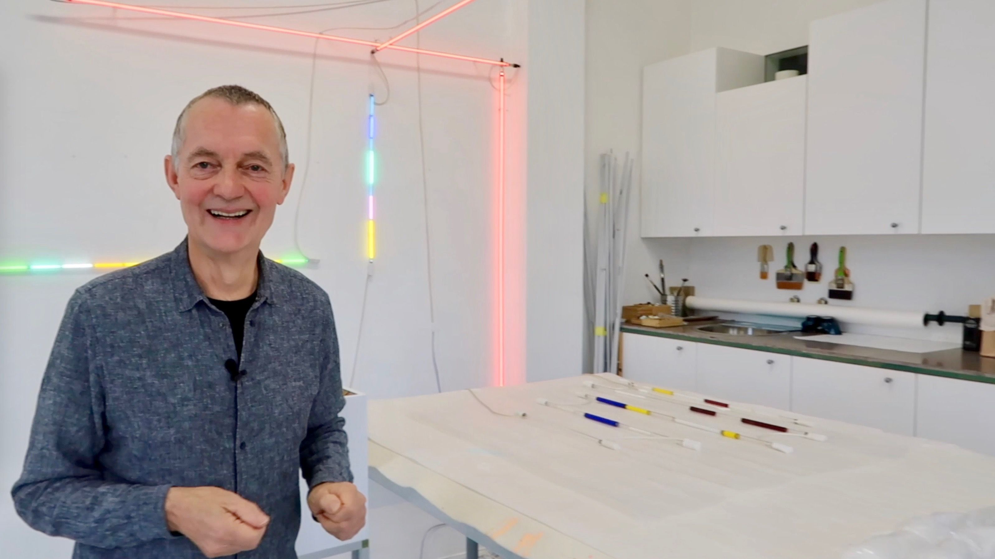 Per Hess forelsket seg i neonlys