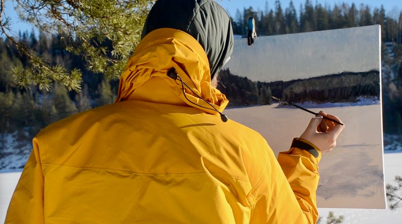 Joakim Wanrup maler fantastiske landskapsmaleri i vill natur