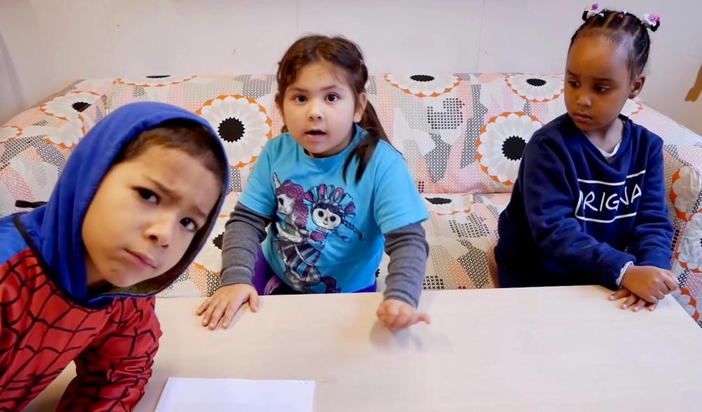 Barn anmelder norsk samtidskunst