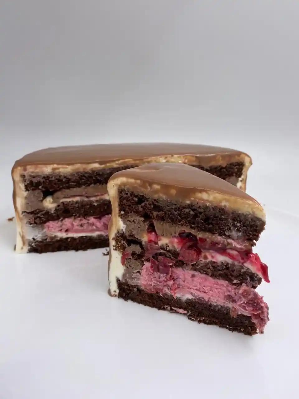 Колумбия с вишней