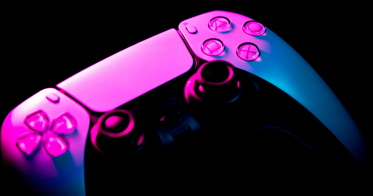 Architecting Compliant Game Communication Systems: High-Risk Feature Mitigation under the UK Social Media Ban