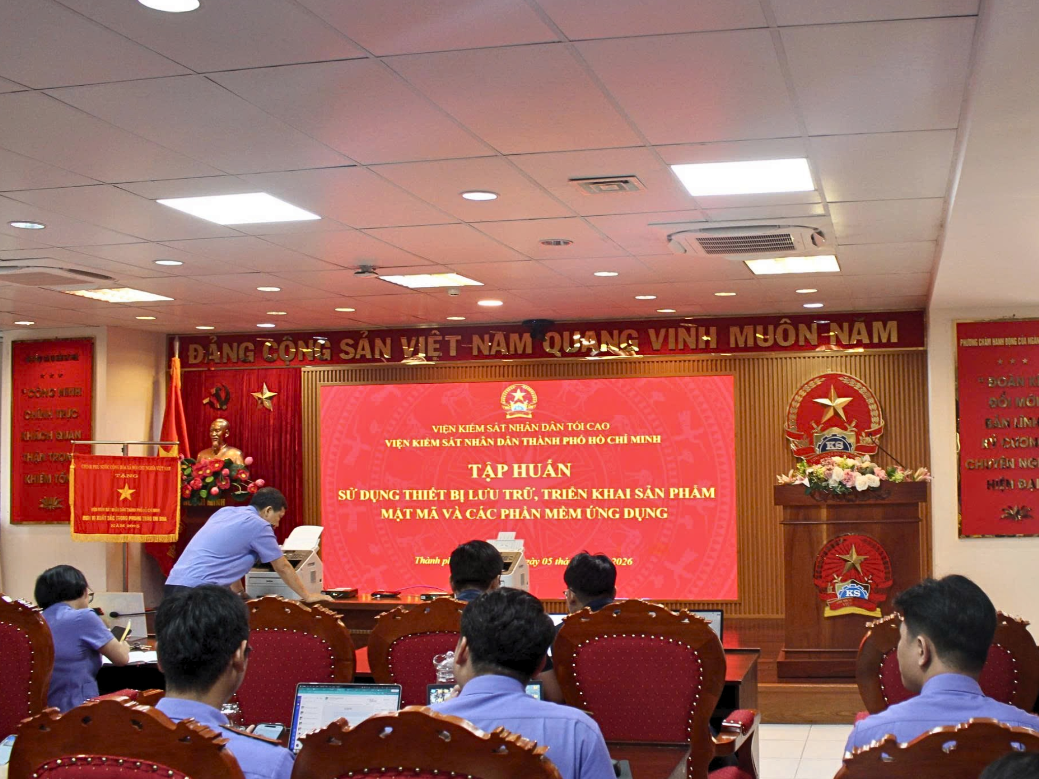 Chương trình tập huấn về thiết bị lưu trữ, sản phẩm mật mã và phần mềm ứng dụng tại Viện Kiểm sát nhân dân TP.HCM