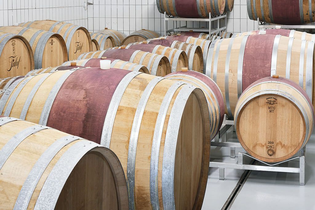 Weingut Erwin Tinhof Fässer