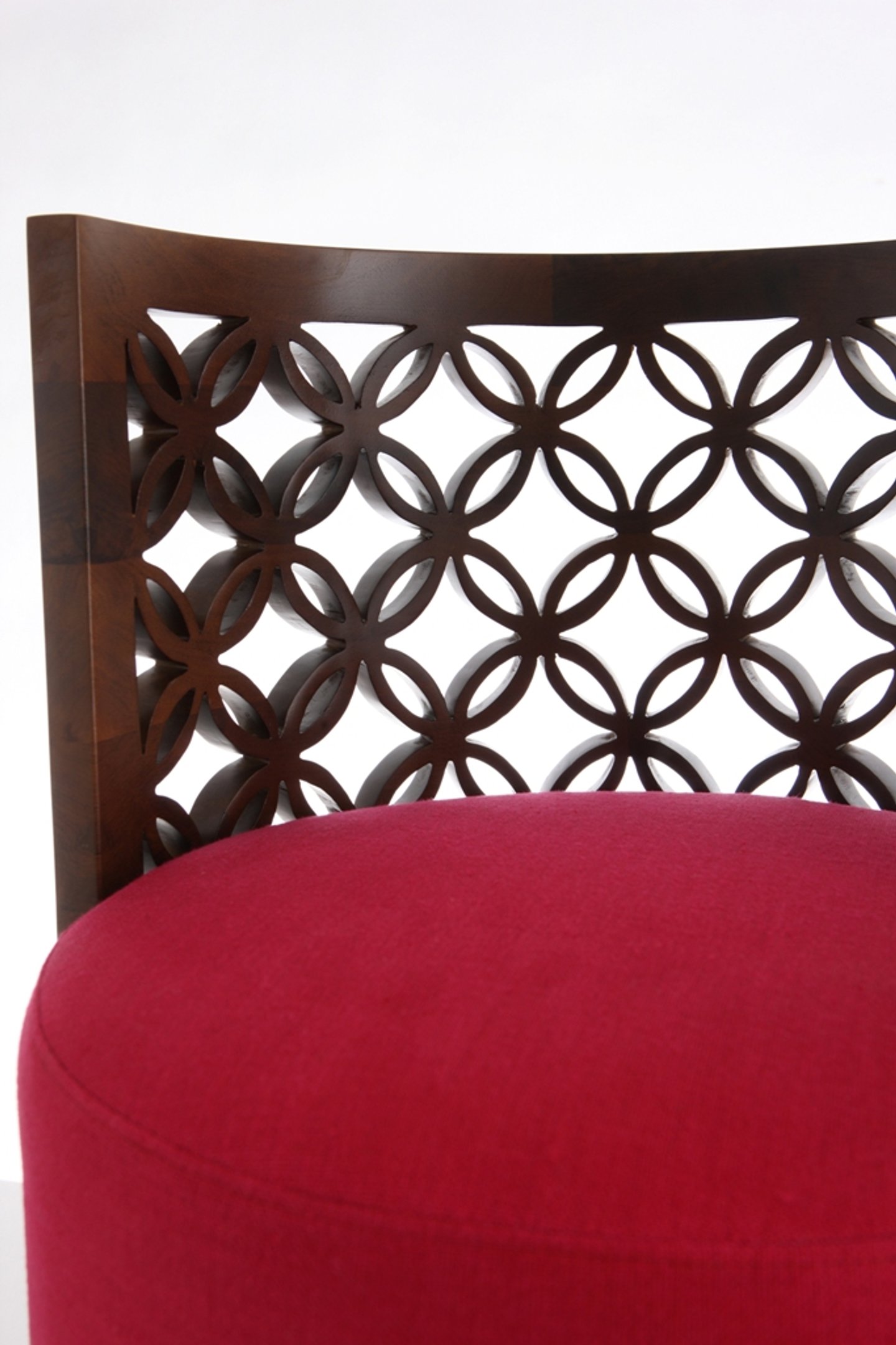 STOOL (123)