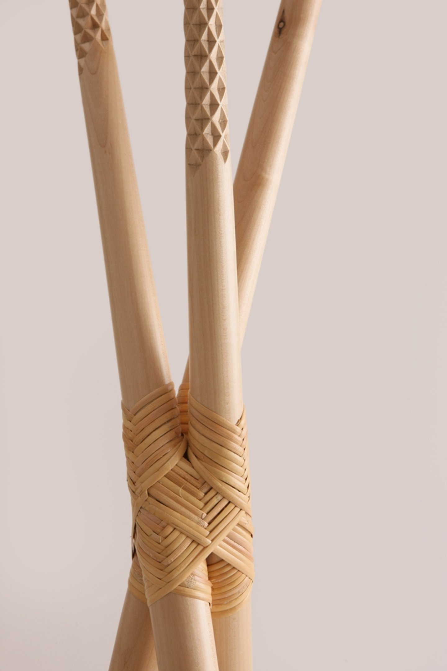 COAT HANGER (2)