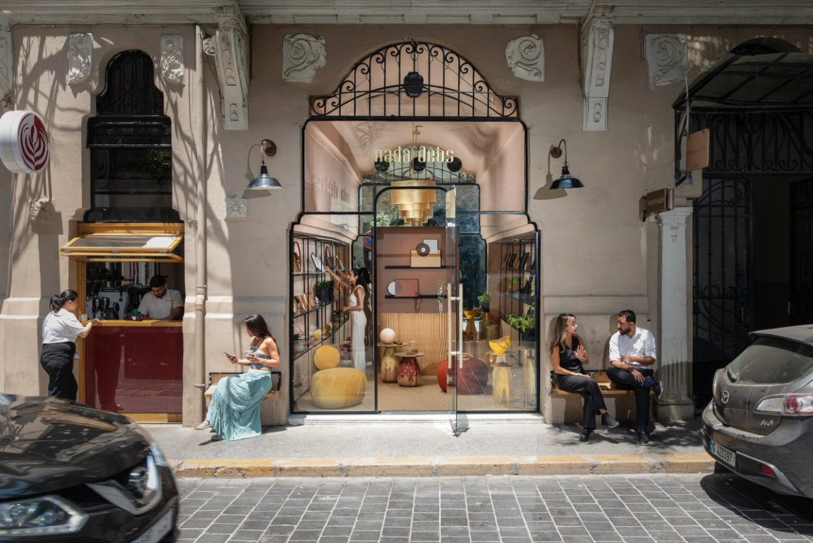 THE VITRINE