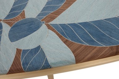 Jawz Foliage Table