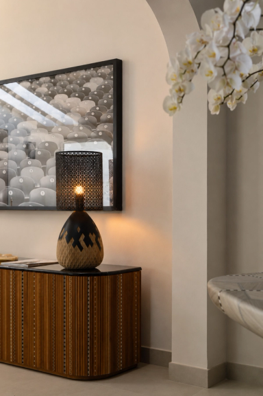 Black Palma Table Lamp