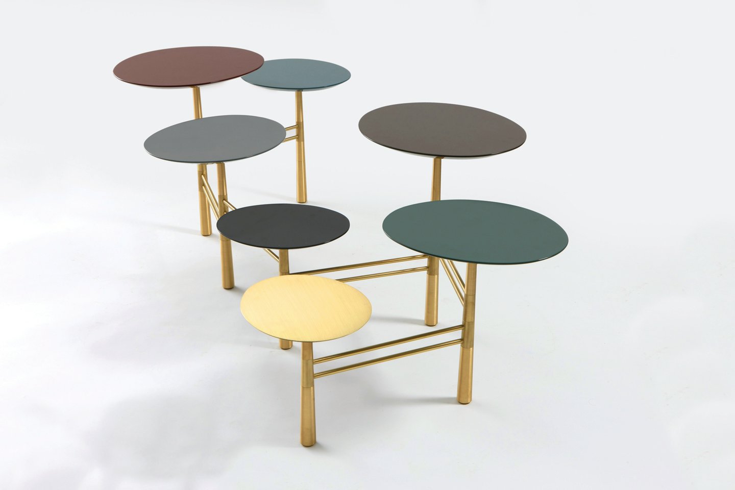 Pebble Table Tapis D'Orient  - AED 21,000