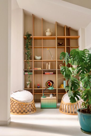 Criss-Cross Shelving