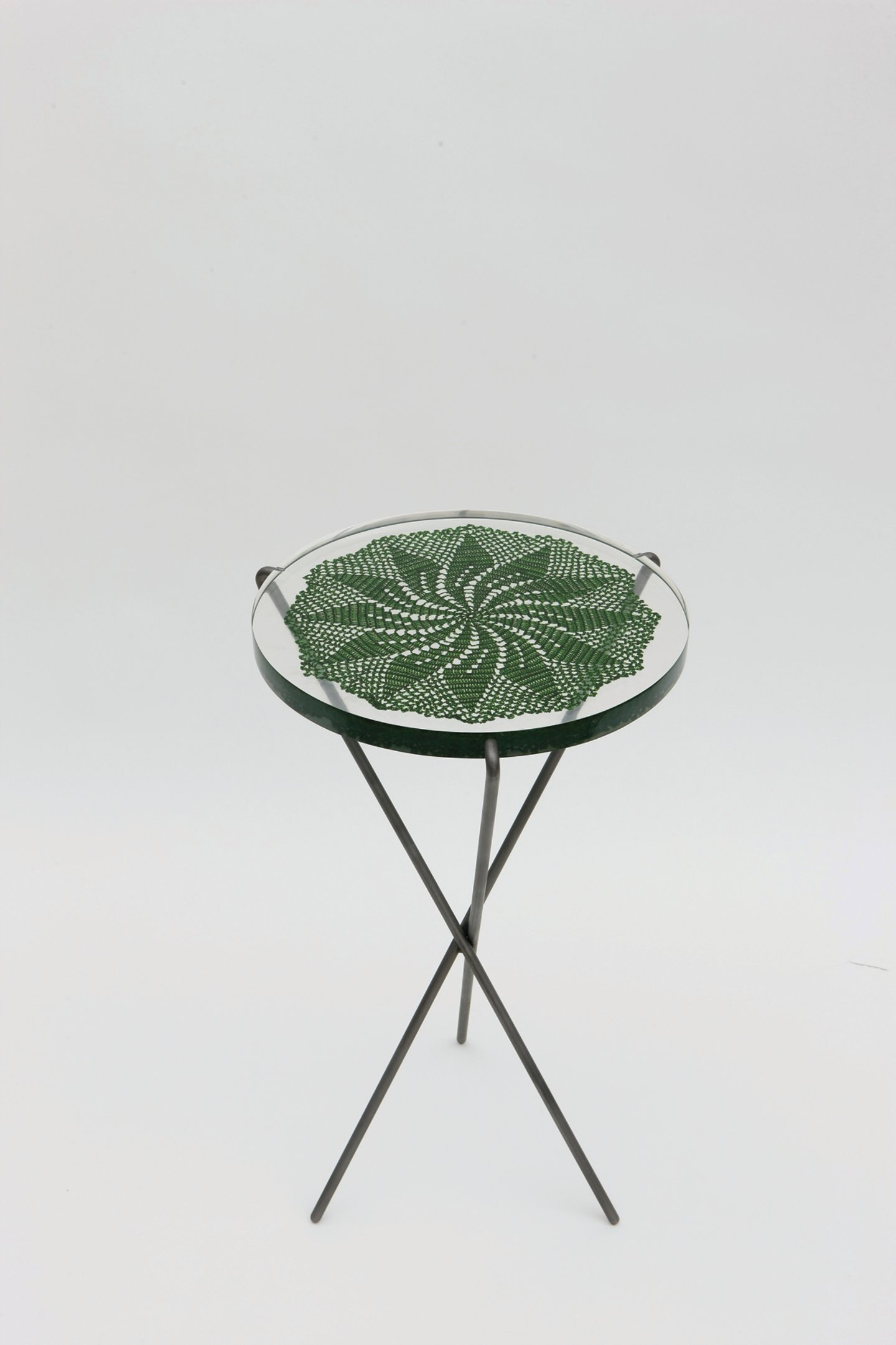 E&E_Complements_OccasionalTables_Teta_2E9V0041_ND29_V15