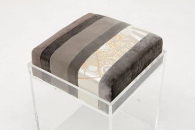 Obi Floating Stool