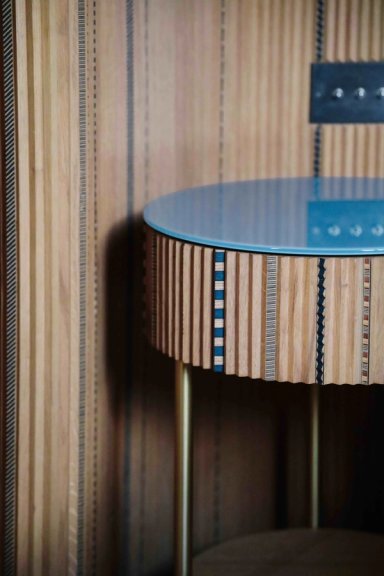Funquetry Bedside