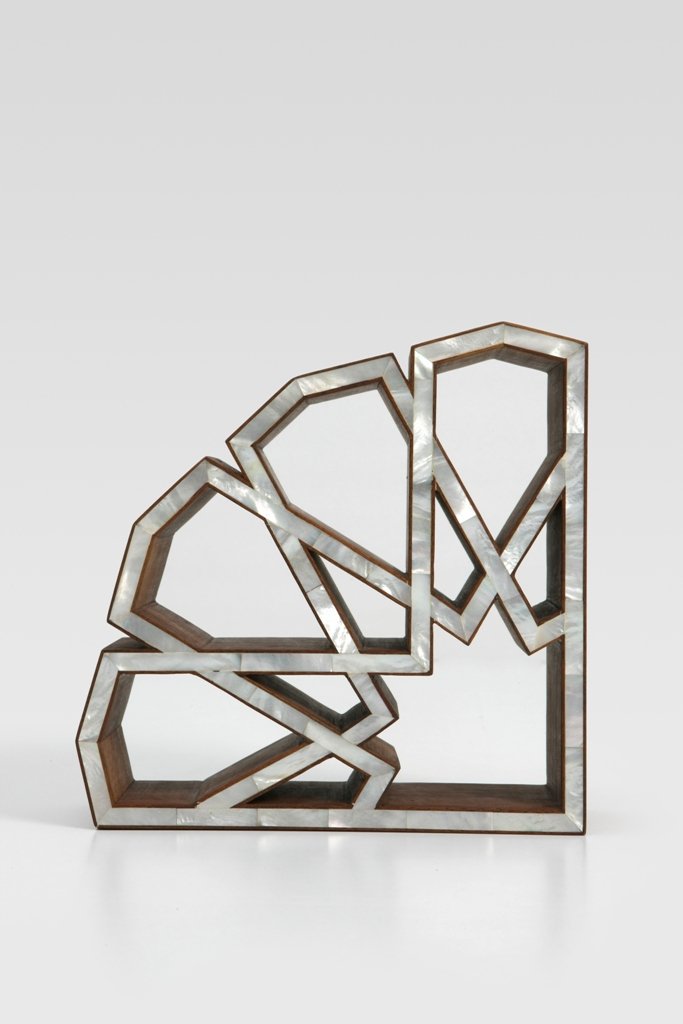 ARABESQUE BOOKSTOPPER (2)