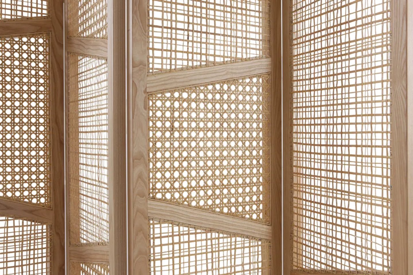 EE0748_1