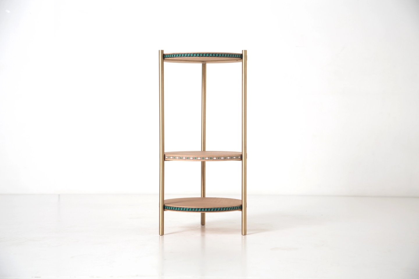 NADA DEBS - Contour table green