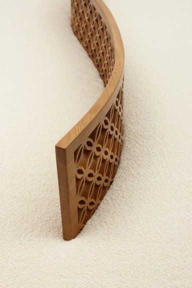 Arabesque Bench
