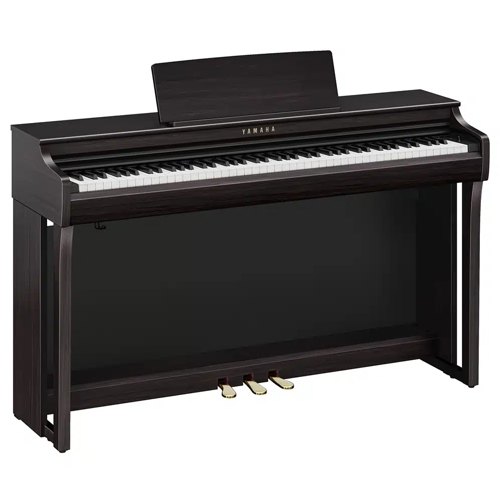 Yamaha CLP-825