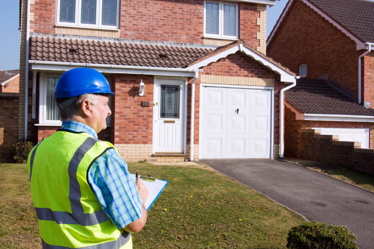 Choosing the Right Surveyor: A Guide to Land Surveying for Residential and Property Projects