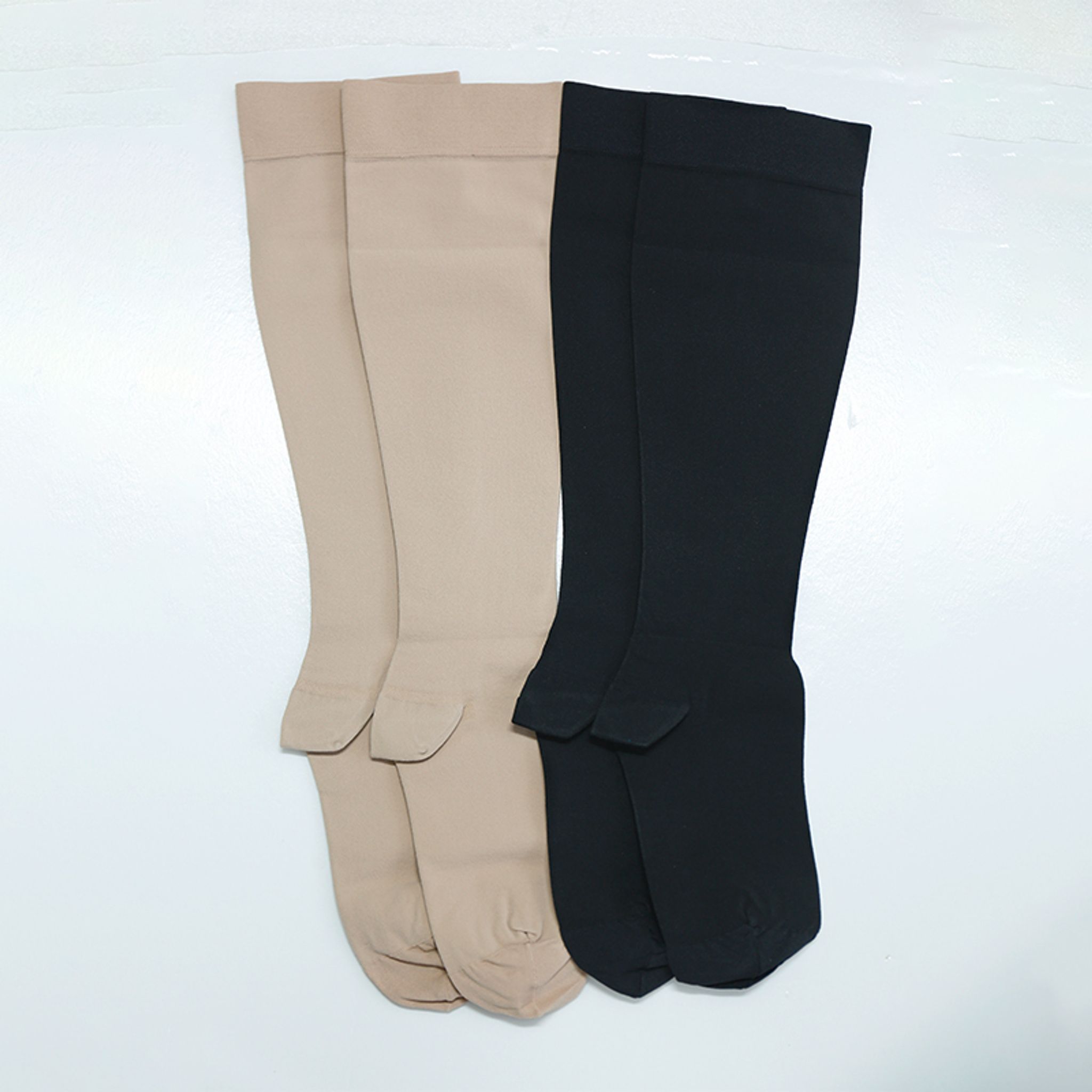 20–30 mmHg Compression Socks for Varicose Veins – Closed Toe Medical Compression Socks thumbnail 3