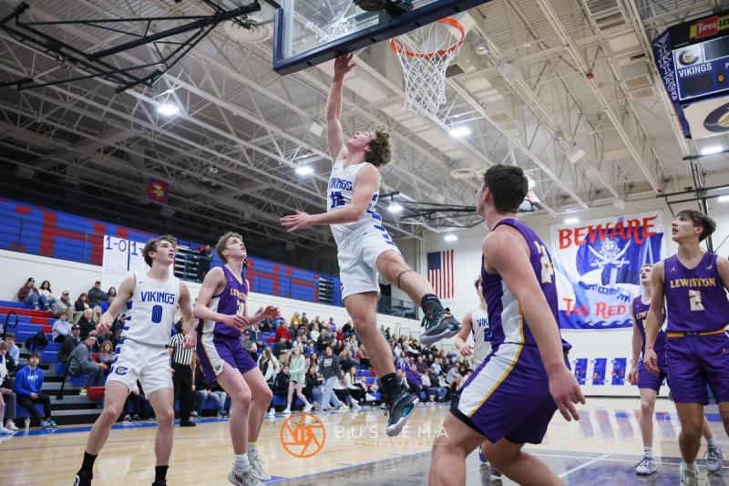 Lewiston @ Coeur d'Alene Boy's Varsity Basketball photo 9