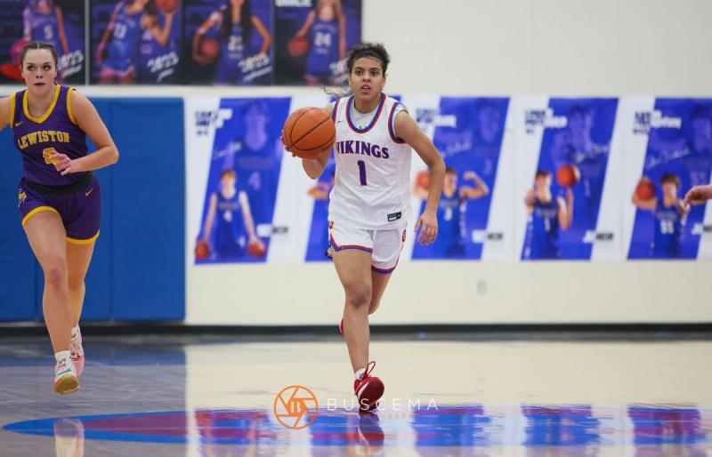 Lewiston @ Coeur d'Alene Girl's Varsity Basketball photo 15