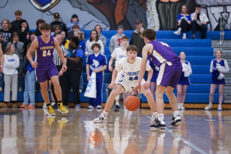Lewiston @ Coeur d'Alene Boy's Varsity Basketball photo 15