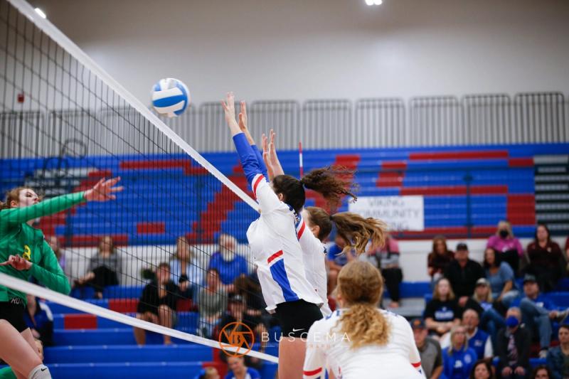 Lakeland @ Coeur d'Alene Girls Volleyball photo 36