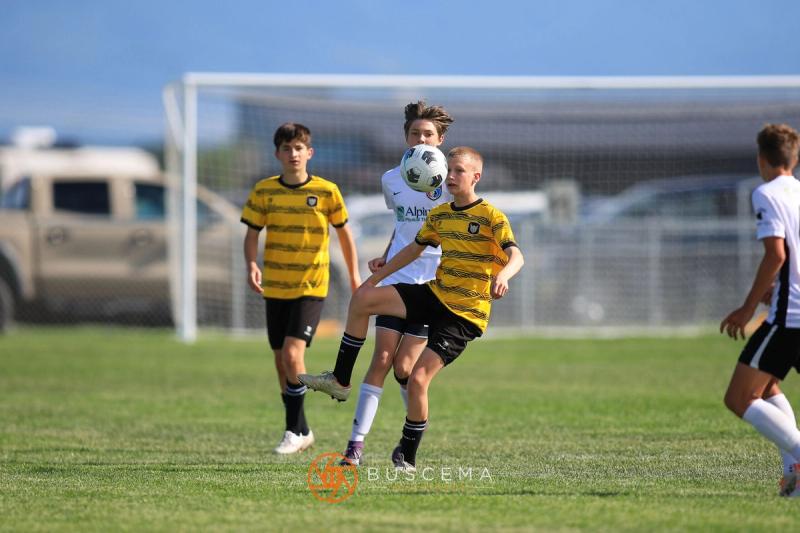 Sting 11B Premier v Strikers FC B2010 photo 8
