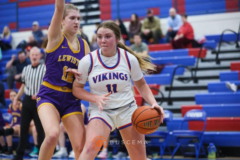 Lewiston @ Coeur d'Alene Girl's Varsity Basketball photo 18
