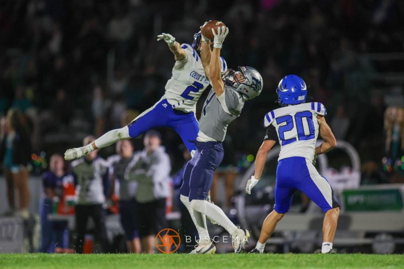 Coeur d'Alene @ Lake City Football photo 11