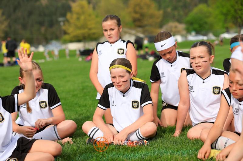 Sting 14B Yellow v Surf Black photo 1