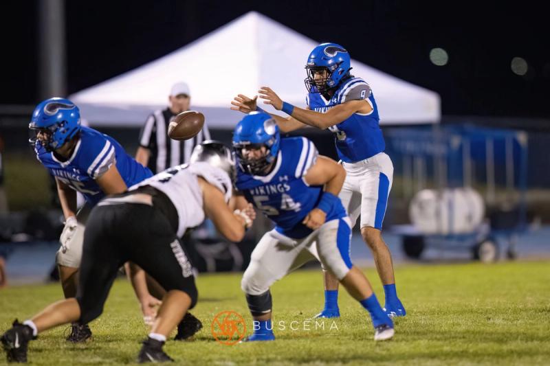 Coeur d’Alene Vikings Varsity Football vs Union Titans photo 16