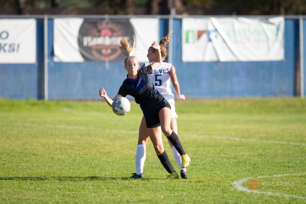Coeur d'Alene Varsity Girls Soccer vs Lake City