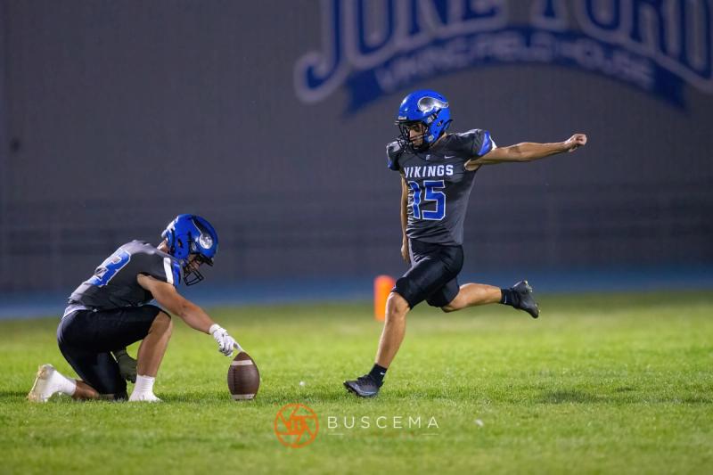 Coeur d'Alene Varsity Football vs Sandpoint Bulldogs 9/2/2022 photo 21