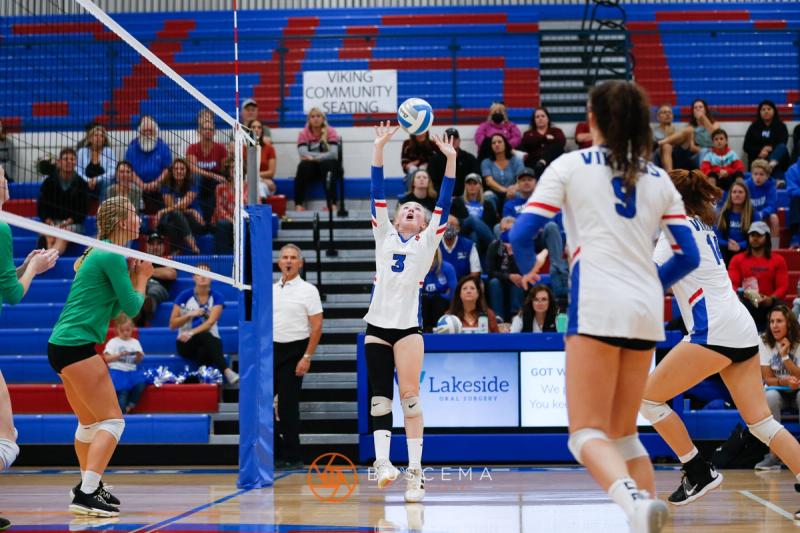 Lakeland @ Coeur d'Alene Girls Volleyball photo 75