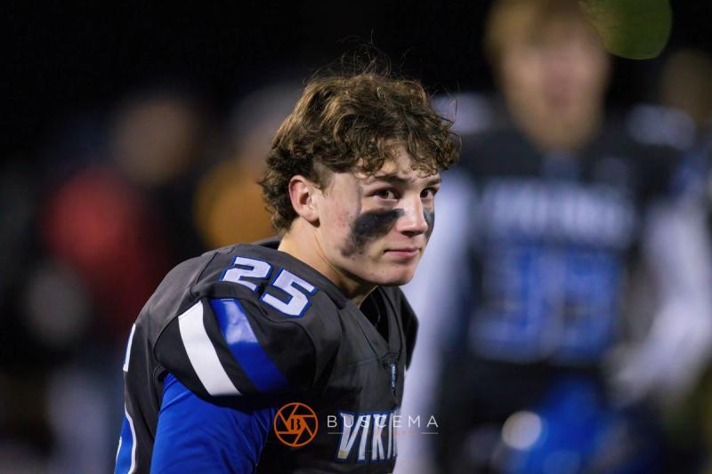Coeur d'Alene Vikings vs Eagle Mustangs Varsity Football 5A Quarterfinal Playoffs photo 34