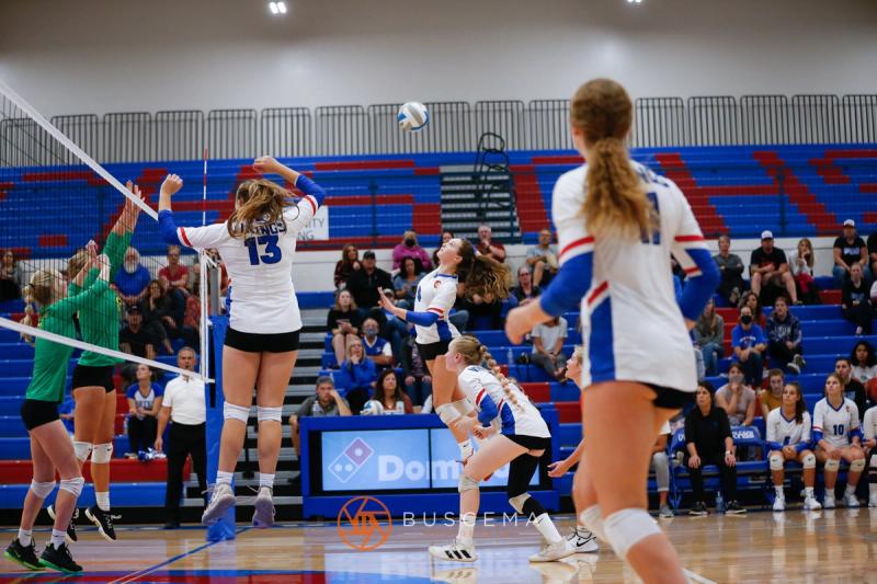 Lakeland @ Coeur d'Alene Girls Volleyball photo 56