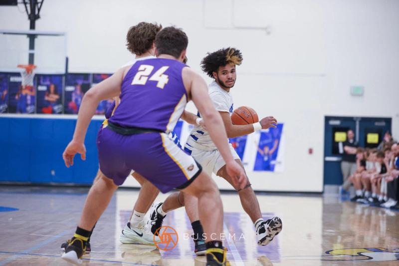 Lewiston @ Coeur d'Alene Boy's Varsity Basketball photo 22