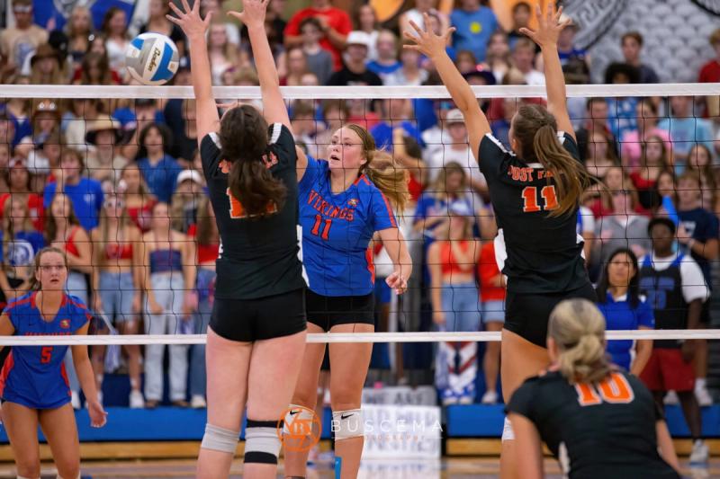 Coeur d'Alene Vikings Varsity Volleyball vs Post Falls Trojans 9/6/22 photo 21